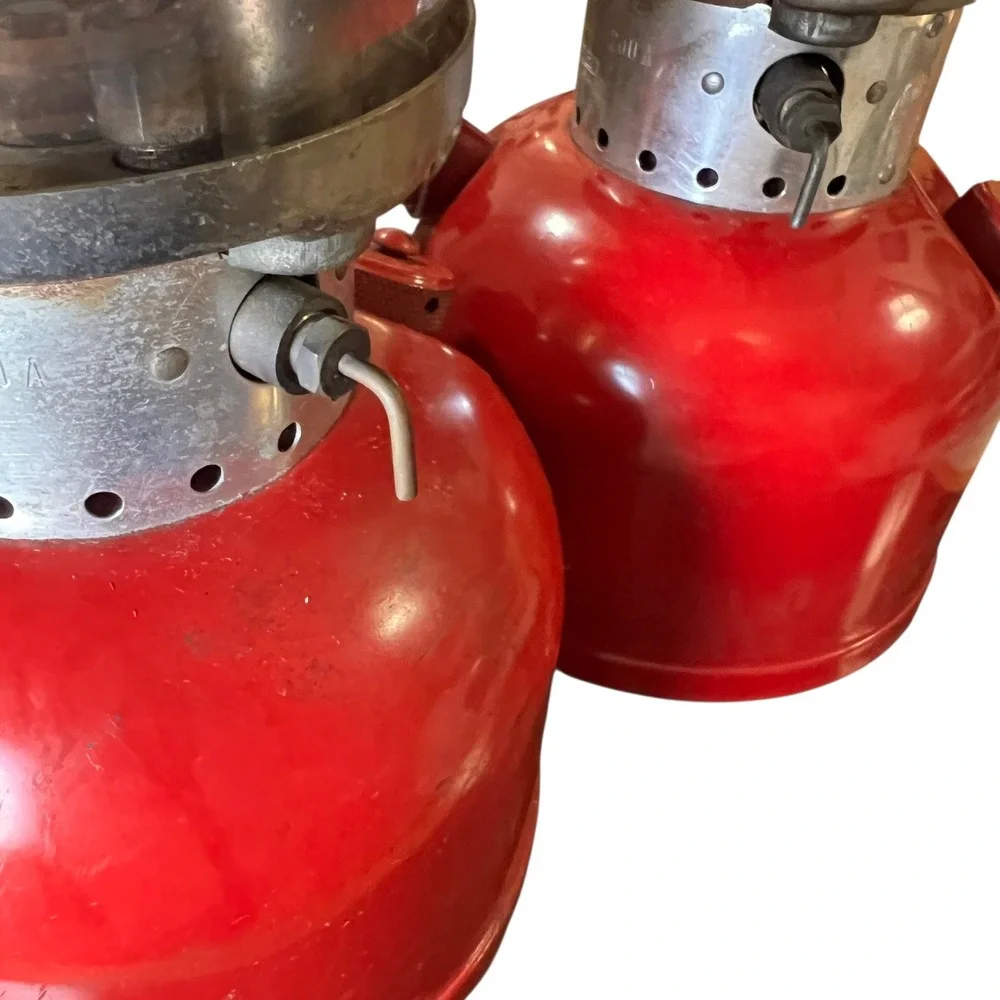 Two VTG Coleman Red 200A Lanterns Single Mantle Pyrex Globe 1962 & 1963 Made USA